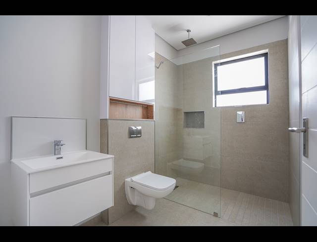 4 BEDROOM HOUSE FOR SALE IN SANDOWN